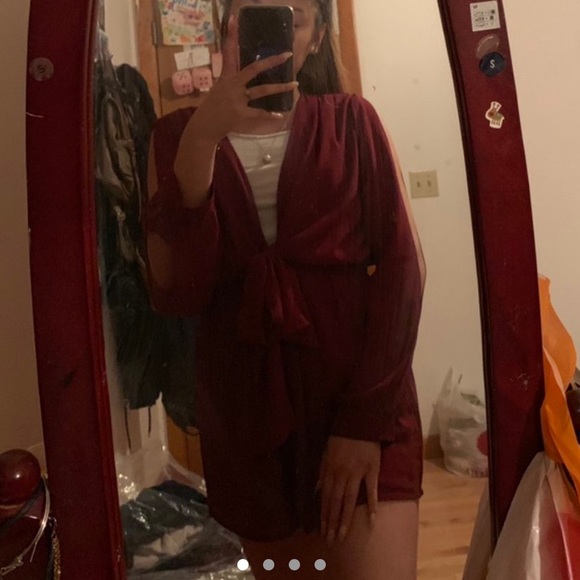 Maroon/Red open romper ! ❤️ - Picture 4 of 4